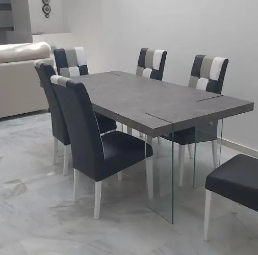 La Palmera Σαλέ *